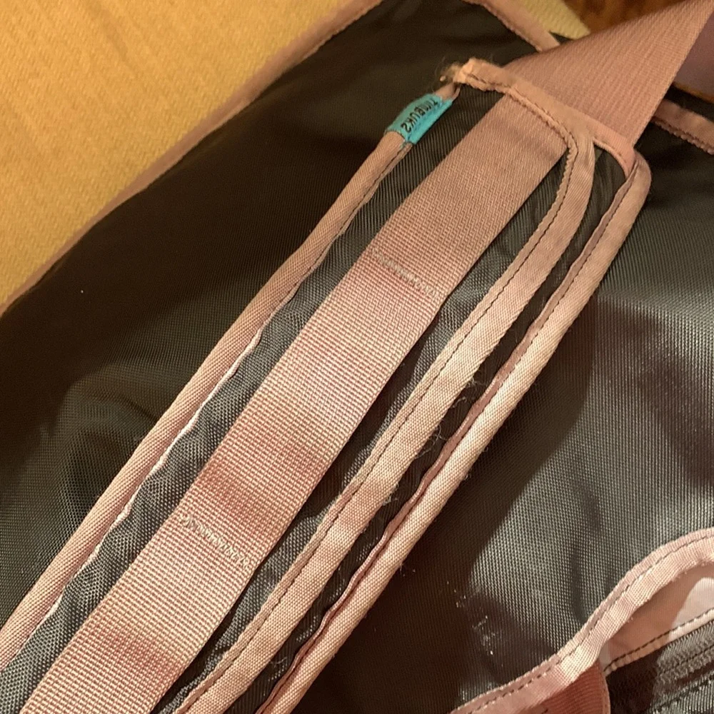 Timbuk2 large Command messenger padded laptop travel bag crossbody carry on VGUC